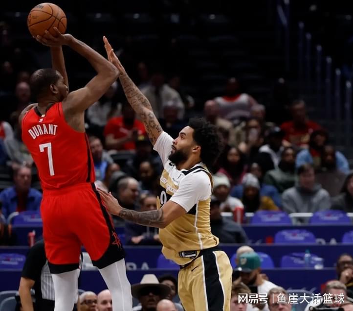 世界杯开赛时间-NBA最新排名！火箭坐稳第三，快船收大礼，勇士危险，湖人被甩开